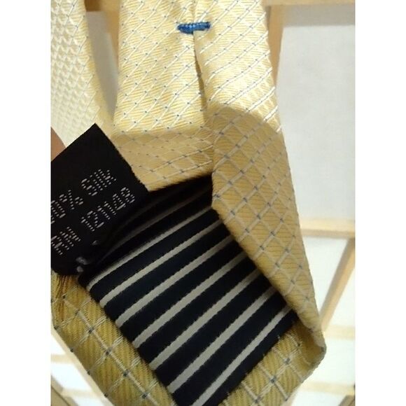 Nautica Yellow Silk Tie   - Picture 3 of 9
